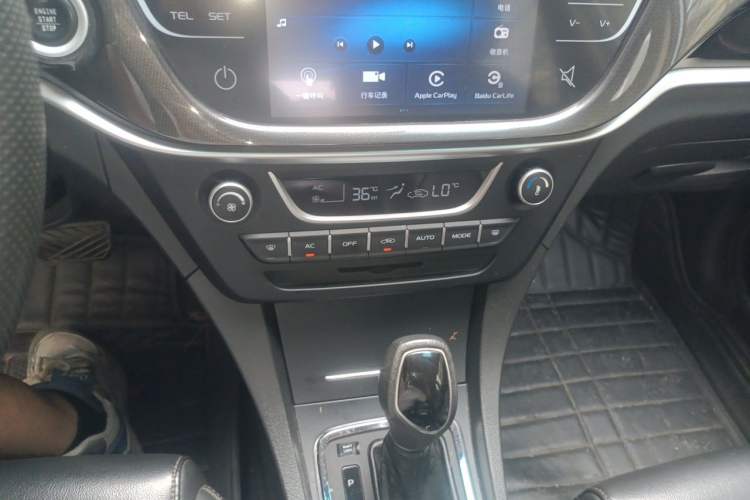 Used Geely Auto Emgrand 2015 Hatchback RS 1.5L CVT Upward Edition Audio And AC Panel