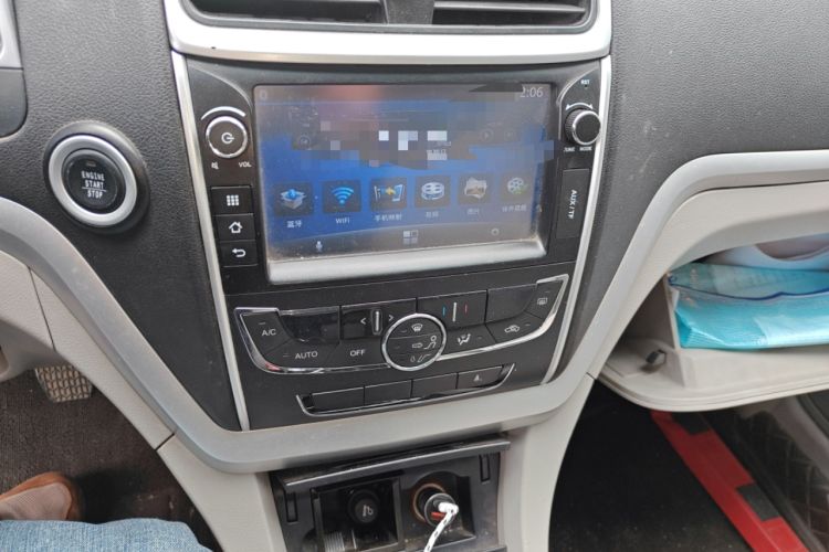 Used Geely Auto Emgrand 2015 Sedan 1.5L Manual - Top Trim Level Audio And AC Panel