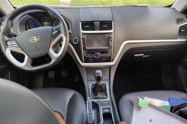 Used Geely Auto Emgrand 2015 Hatchback RS 1.5L Manual - Top Trim Level Center Console