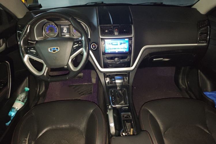 Used Geely Auto Emgrand 2015 Sedan 1.5L CVT Upward Version Center Console