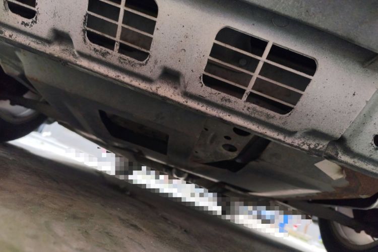 Used Geely Auto Emgrand 2015 Sedan 1.3T CVT Upward Edition Chassis Front