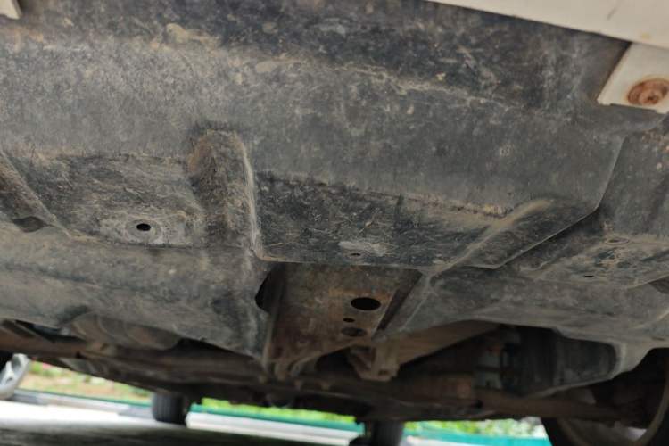 Used Geely Auto Emgrand 2015 Sedan 1.5L Manual - Top Trim Level Chassis Front