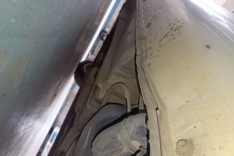 Used Geely Auto Emgrand 2015 Sedan 1.5L CVT Upward Version Chassis Rear Left