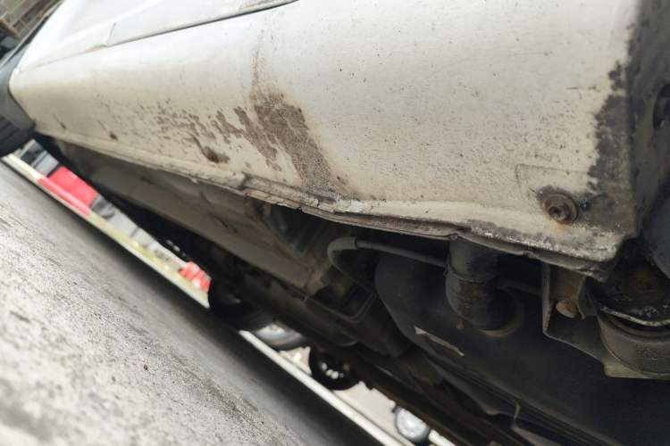 Used Geely Auto Emgrand 2015 Sedan 1.3T CVT Upward Edition Chassis Rear Left