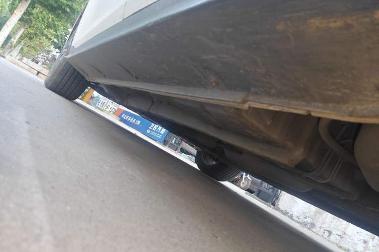 Used Geely Auto Emgrand 2015 Hatchback RS 1.5L Manual - Top Trim Level Chassis Rear Left