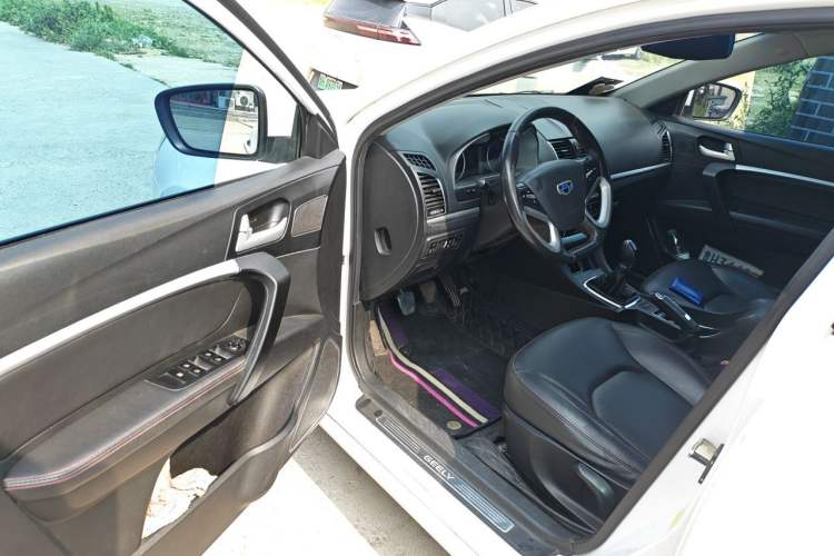Used Geely Auto Emgrand 2015 Sedan 1.5L Manual - Top Trim Level Driver Seat