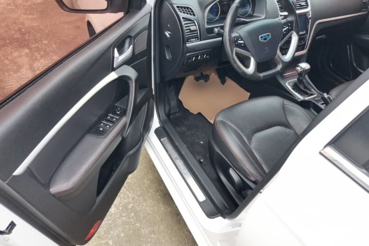 Used Geely Auto Emgrand 2015 Sedan 1.5L CVT Upward Version Driver Seat