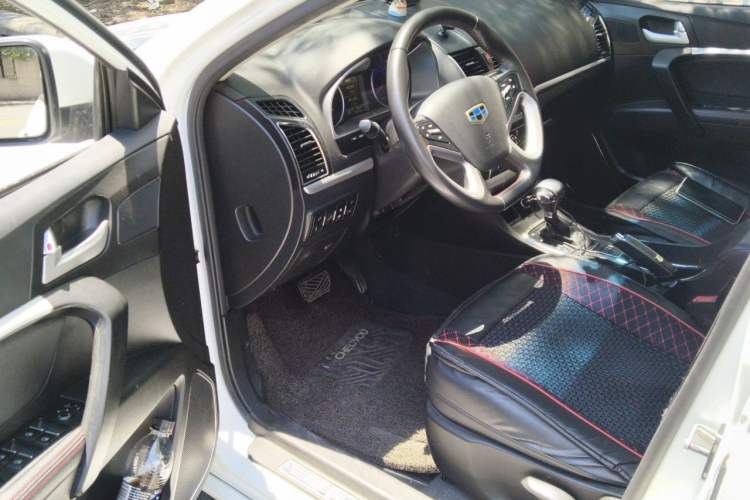 Used Geely Auto Emgrand 2015 Sedan 1.5L CVT Upward Version Driver Seat