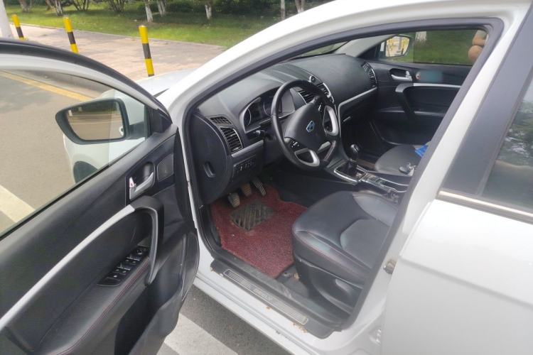Used Geely Auto Emgrand 2015 Sedan 1.5L Manual - Top Trim Level Driver Seat