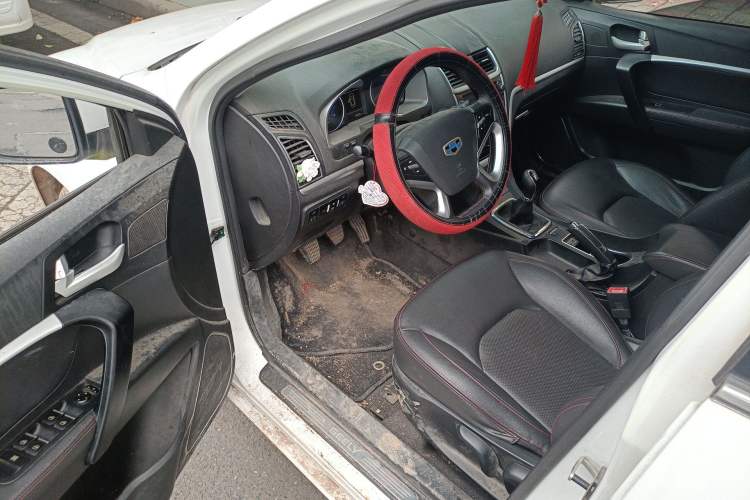 Used Geely Auto Emgrand 2015 Sedan 1.5L Manual - Top Trim Level Driver Seat