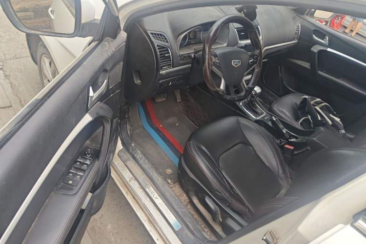 Used Geely Auto Emgrand 2015 Sedan 1.5L CVT Upward Version Driver Seat