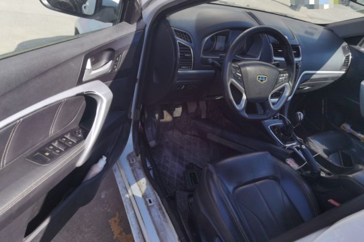 Used Geely Auto Emgrand 2015 Sedan 1.5L Manual - Top Trim Level Driver Seat