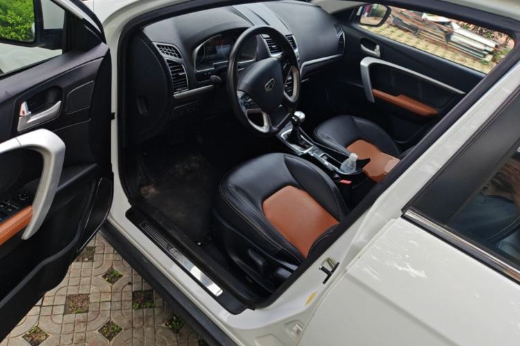 Used Geely Auto Emgrand 2015 Hatchback RS 1.5L CVT Upward Edition Driver Seat