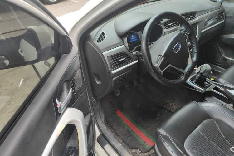 Used Geely Auto Emgrand 2015 Sedan 1.5L Manual - Top Trim Level Driver Seat