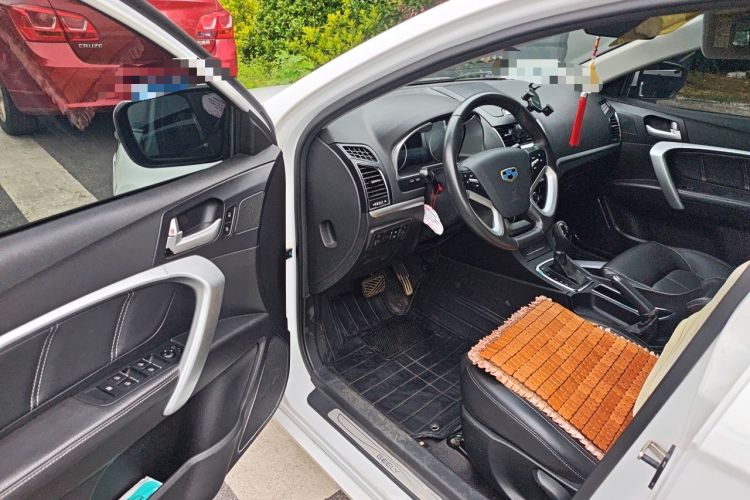 Used Geely Auto Emgrand 2015 Sedan 1.5L CVT Upward Version Driver Seat