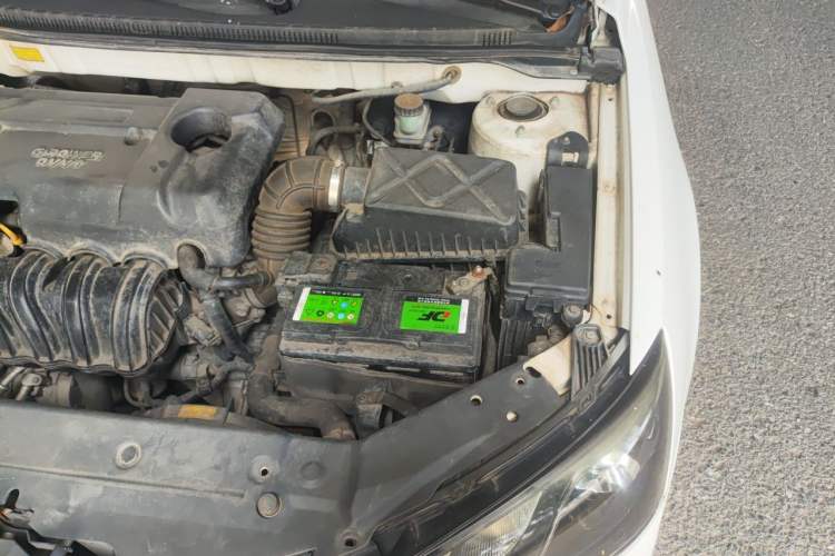 Used Geely Auto Emgrand 2015 Sedan 1.5L CVT Upward Version Engine Bay Left