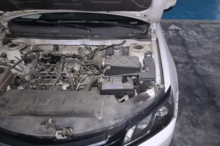 Used Geely Auto Emgrand 2015 Sedan 1.3T CVT Upward Edition Engine Bay Left