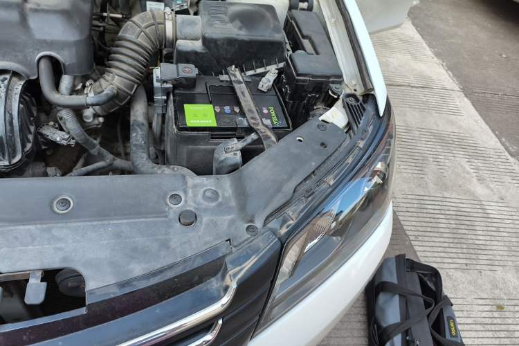 Used Geely Auto Emgrand 2015 Sedan 1.5L Manual - Top Trim Level Engine Bay Left