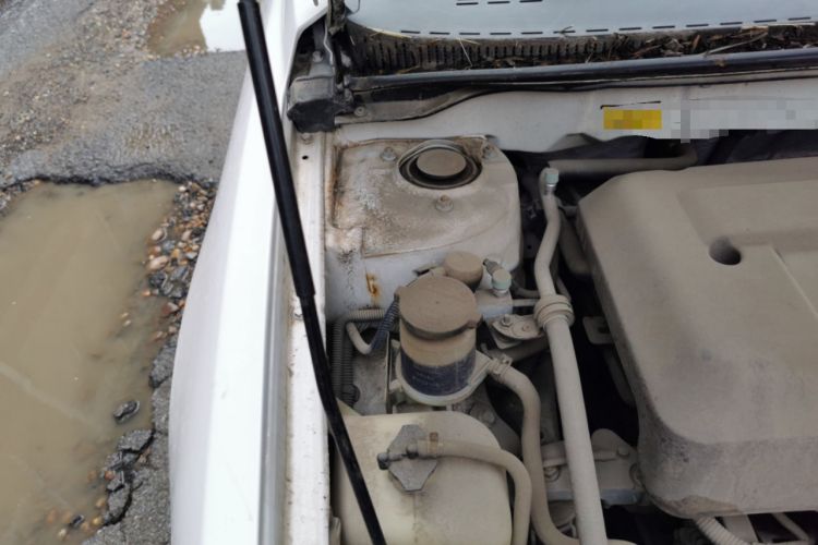 Used Geely Auto Emgrand 2015 Hatchback RS 1.5L CVT Upward Edition Engine Bay Right