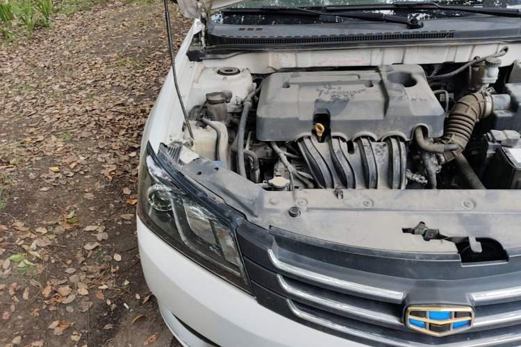 Used Geely Auto Emgrand 2015 Sedan 1.5L Manual - Top Trim Level Engine Bay Right