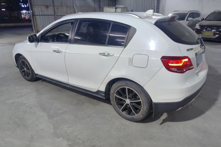 Used Geely Auto Emgrand 2015 Hatchback RS 1.5L Manual - Top Trim Level Exterior 3