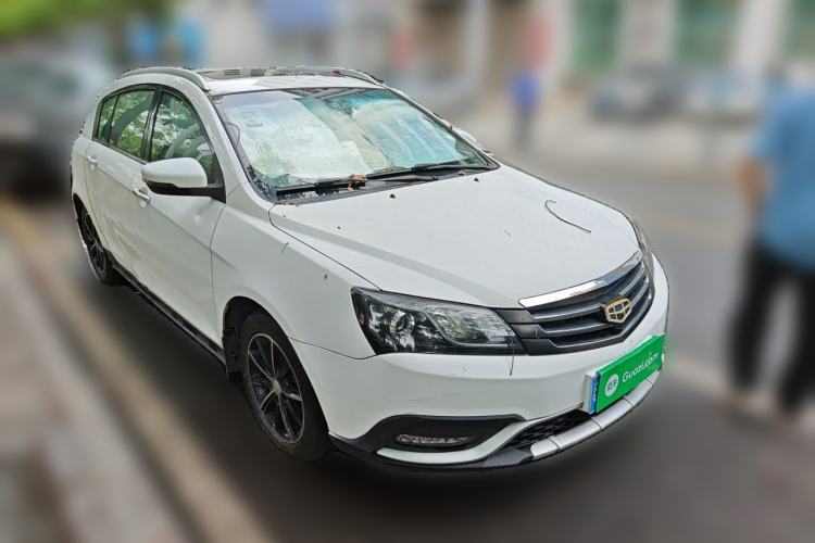 Used Geely Auto Emgrand 2015 Hatchback RS 1.3T CVT Top-Tier Version Front Right 45 Deg