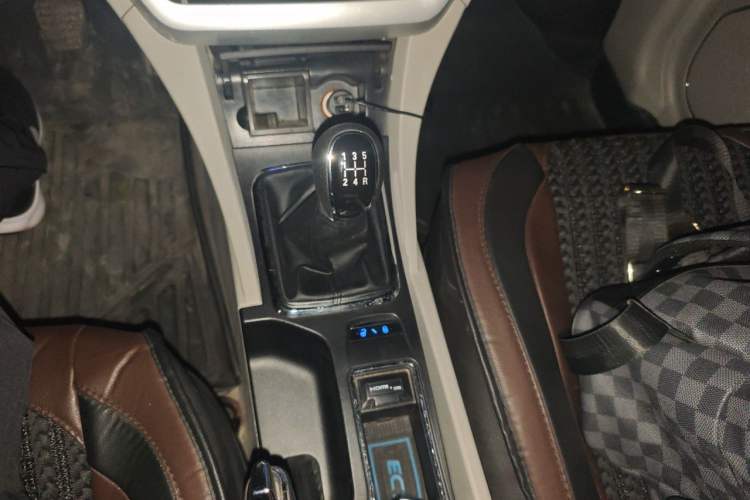 Used Geely Auto Emgrand  Gear Lever
