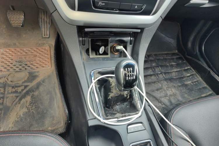 Used Geely Auto Emgrand 2015 Sedan 1.3T Manual Upward Edition Gear Lever