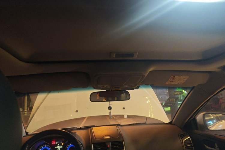 Used Geely Auto Emgrand 2015 Hatchback RS 1.3T CVT Top-Tier Version Headliner
