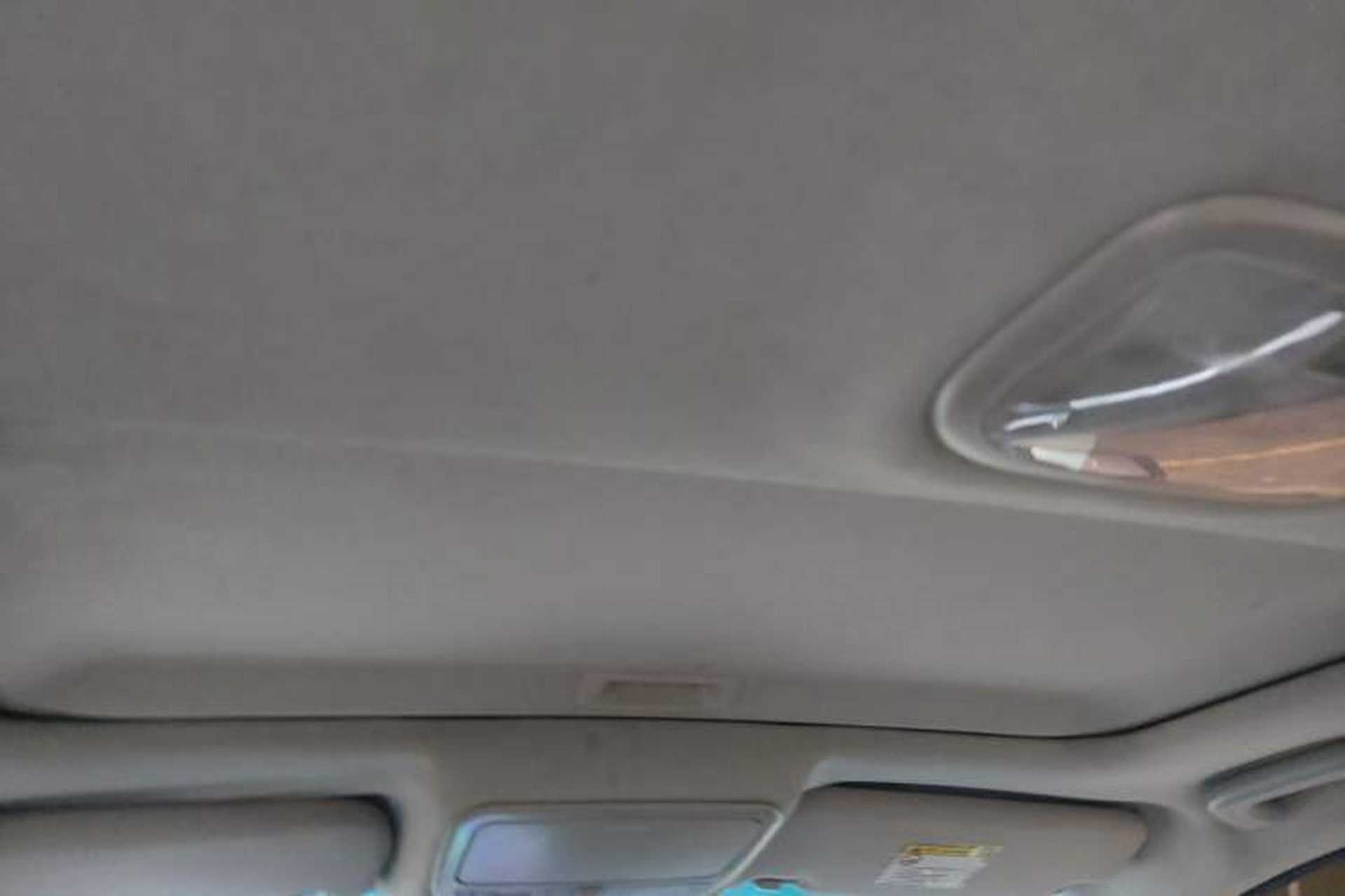 Used Geely Auto Emgrand 2015 Sedan 1.5L Manual - Top Trim Level Headliner
