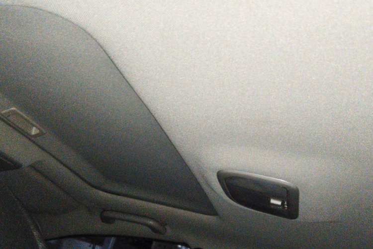 Used Geely Auto Emgrand 2015 Sedan 1.5L CVT Upward Version Headliner