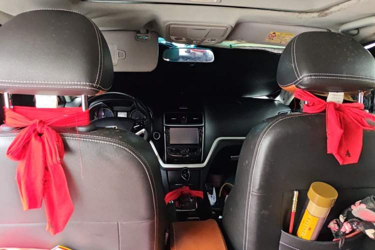 Used Geely Auto Emgrand 2015 Hatchback RS 1.3T CVT Top-Tier Version Headliner