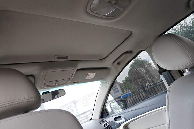 Used Geely Auto Emgrand 2015 Sedan 1.5L Manual - Top Trim Level Headliner
