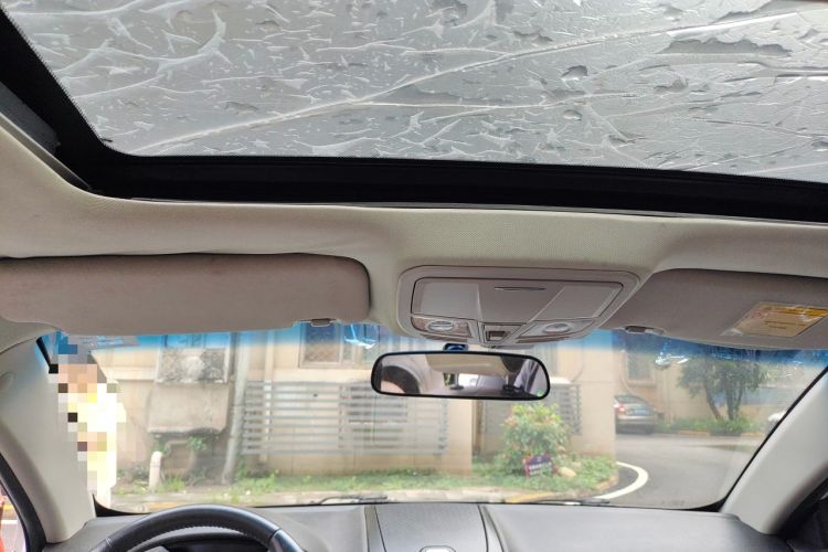 Used Geely Auto Emgrand 2015 Hatchback RS 1.3T CVT Top-Tier Version Headliner