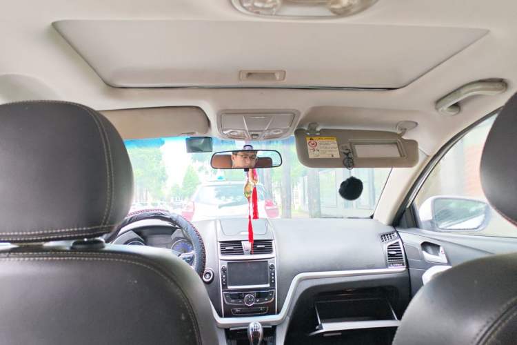 Used Geely Auto Emgrand 2015 Hatchback RS 1.5L Manual - Top Trim Level Headliner