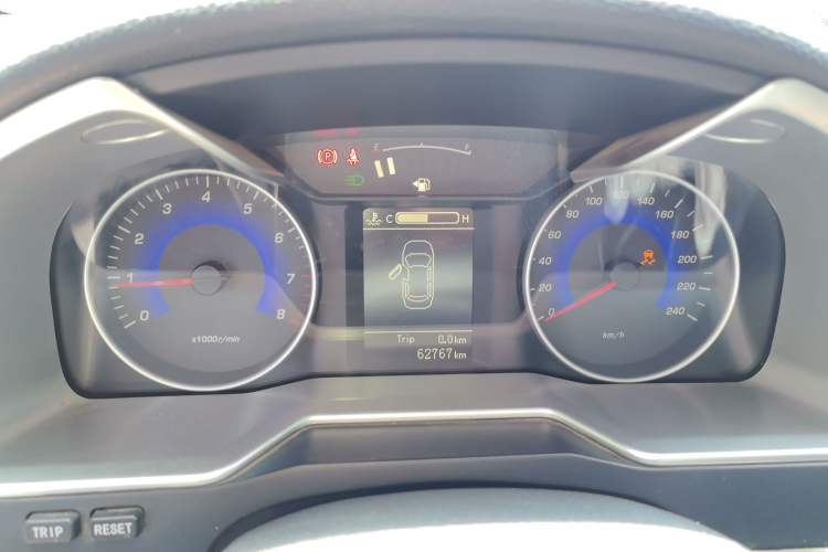 Used Geely Auto Emgrand 2015 Sedan 1.5L Manual - Top Trim Level Instrument Cluster