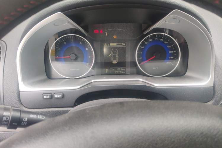 Used Geely Auto Emgrand 2015 Sedan 1.5L CVT Upward Version Instrument Cluster