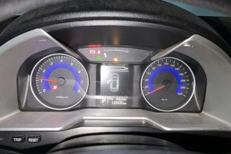 Used Geely Auto Emgrand 2015 Sedan 1.3T CVT Upward Edition Instrument Cluster