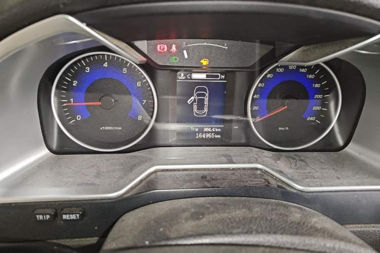 Used Geely Auto Emgrand 2015 Sedan 1.5L Manual - Top Trim Level Instrument Cluster