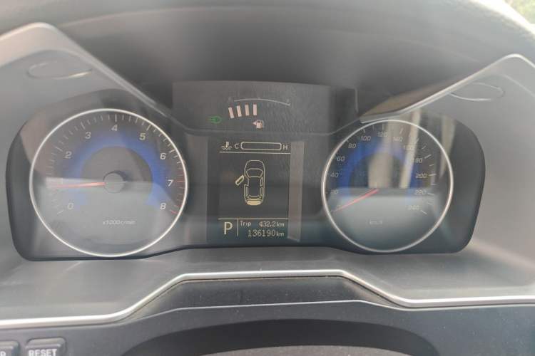 Used Geely Auto Emgrand 2015 Hatchback RS 1.5L CVT Upward Edition Instrument Cluster