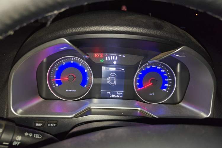 Used Geely Auto Emgrand 2015 Sedan 1.5L Manual - Top Trim Level Instrument Cluster