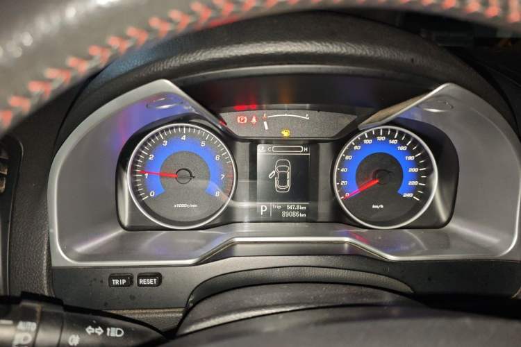 Used Geely Auto Emgrand 2015 Sedan 1.5L CVT Upward Version Instrument Cluster