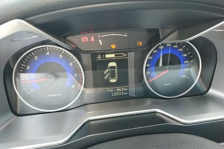 Used Geely Auto Emgrand 2015 Sedan 1.5L Manual - Top Trim Level Instrument Cluster