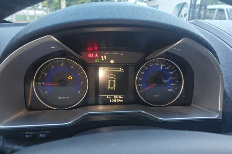 Used Geely Auto Emgrand 2015 Hatchback RS 1.5L Manual - Top Trim Level Instrument Cluster