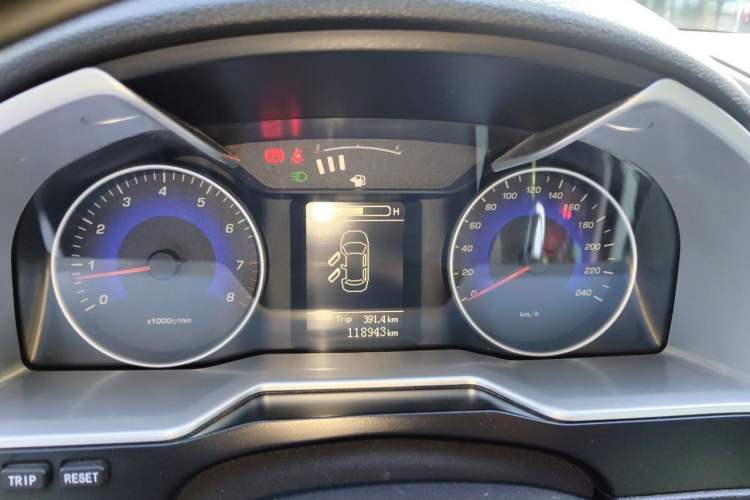 Used Geely Auto Emgrand 2015 Sedan 1.5L Manual - Top Trim Level Instrument Cluster