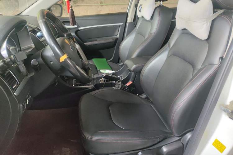 Used Geely Auto Emgrand 2015 Sedan 1.5L CVT Upward Version Left Front Seat