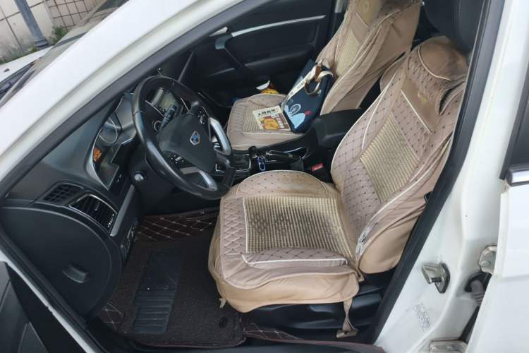 Used Geely Auto Emgrand 2015 Sedan 1.5L CVT Upward Version Left Front Seat