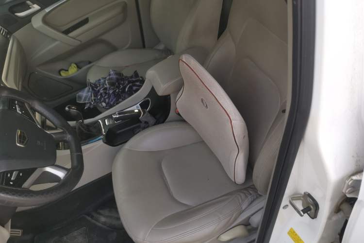 Used Geely Auto Emgrand 2015 Sedan 1.5L Manual - Top Trim Level Left Front Seat