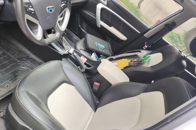 Used Geely Auto Emgrand 2015 Hatchback RS 1.3T CVT Top-Tier Version Left Front Seat