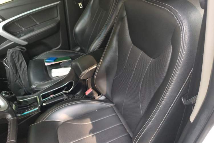 Used Geely Auto Emgrand 2015 Sedan 1.3T CVT Upward Edition Left Front Seat